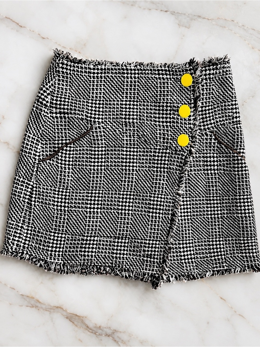 Tanya Taylor Monti Tweed Mini Skirt Yellow Button Wrap Size 0